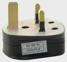 13 amp UK mains plug fitted with 3 amp fuse