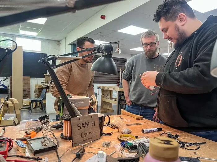 2- Day Guitar Course – Pickup Winding