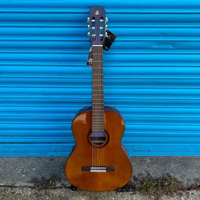 Admira – Malaga Classical Guitar