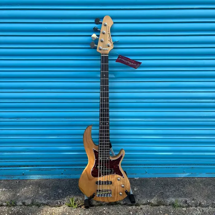 Aria 313 MK2 5 String Detroit Bass – Natural Finish