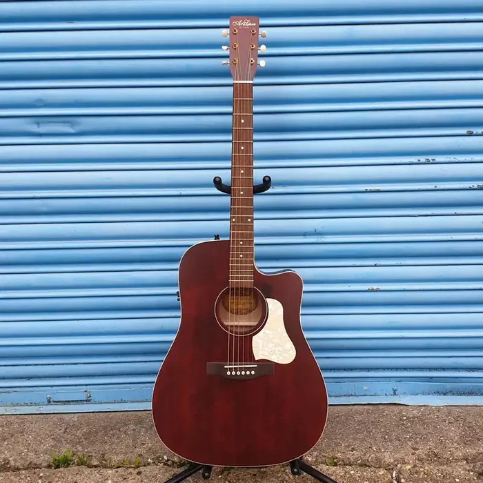 Art & Luthurie – Americana – Dreanought Cutaway Electro Acoustic Guitar