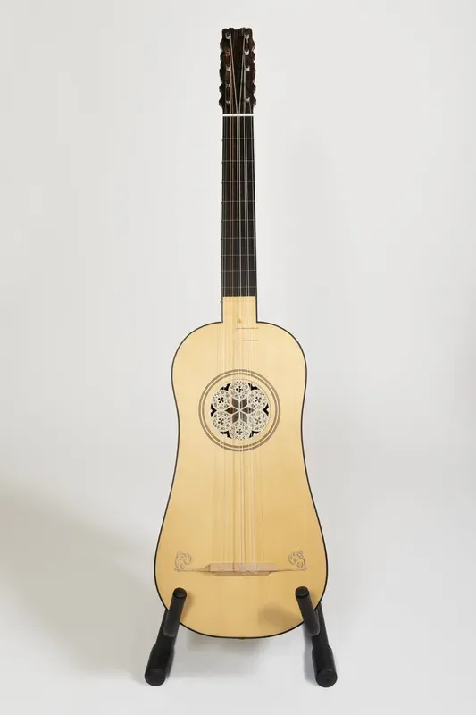 Baroque Guitar after Belchior Dias by Marcos Kaiser