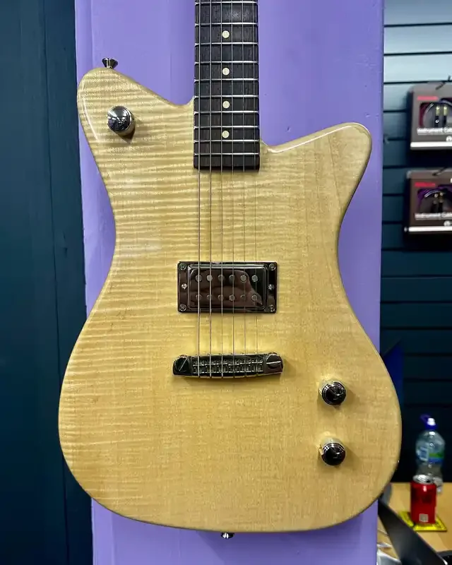 DLP Custom Handmade Guitar – Sycamore Rosewood 2023