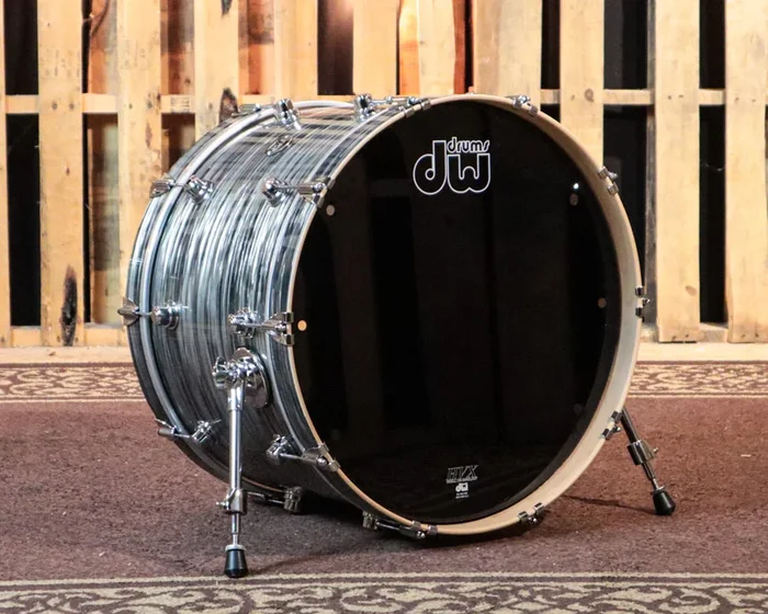 DW Performance Pewter Oyster Bass Drum – 14×22