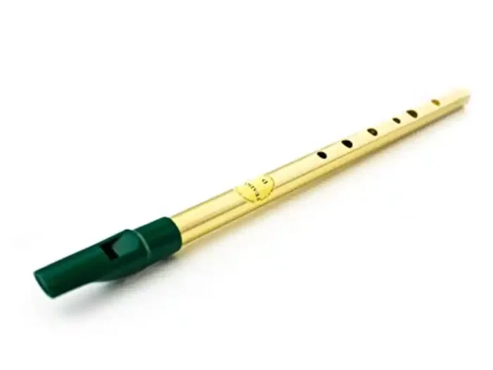 Feadóg Soprano Whistle in C – brass finish
