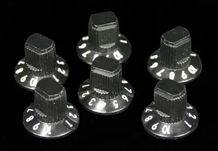 Fender Original Pro Skirted Amp Knobs. Sold in a pack of 6pcs