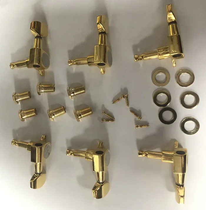 Gold coloured enclosed machine heads – electric / acoustic 3 a side