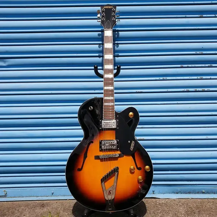 Gretsch G2420 Streamliner Hollow Body electric guitar