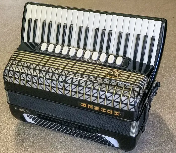 Hohner Atlantic IVN Musette