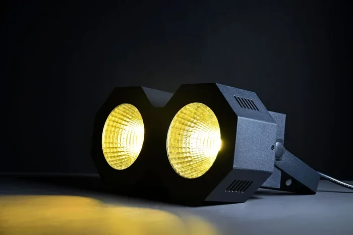 HPWash-100: 100W High Power Stage Blinder