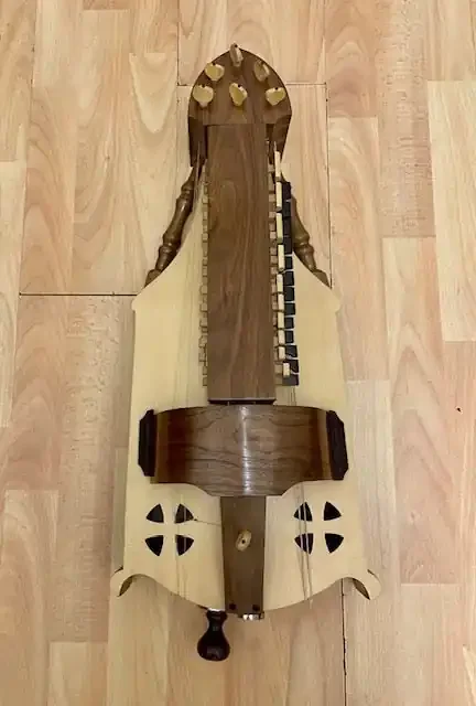 Hurdy Gurdy after Henry III by Bernard Ellis (Reconditioned)