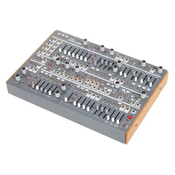 Intellijel Designs Cascadia