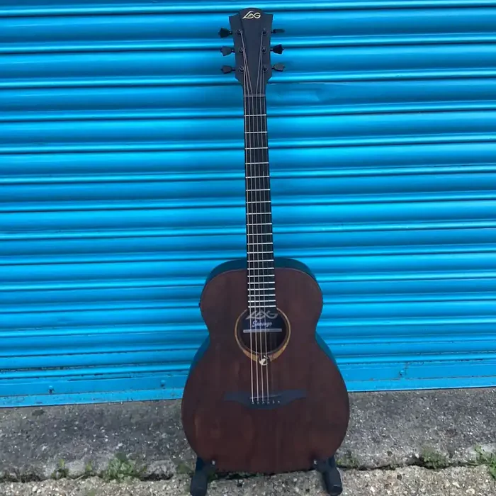 Lag SAUVAGE-TE Travel Electro Acoustic Guitar Inc. Padded Gig Bag