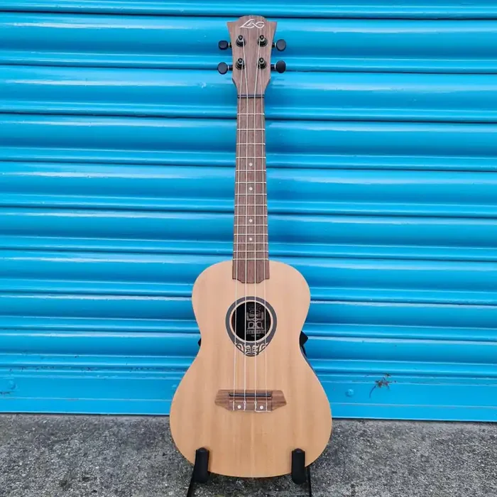 Lag TKU10C Concert Ukulele