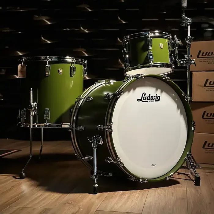 Ludwig Classic Maple Drum Kit 22″ Heritage Green