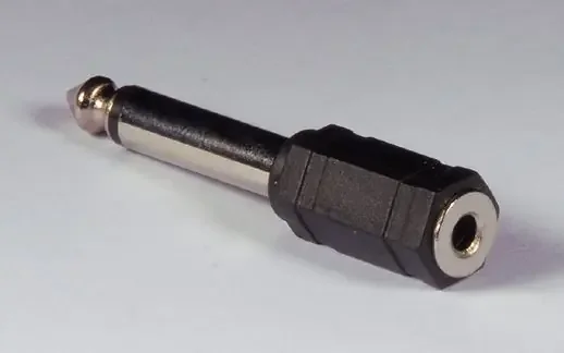 Offset 1/4 plug mono to mono