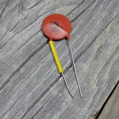 Re-Issue “F64” 1964 Ceramic Capacitor – 0.1 µF