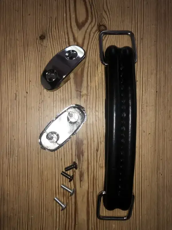 Replacement case handle with brackets