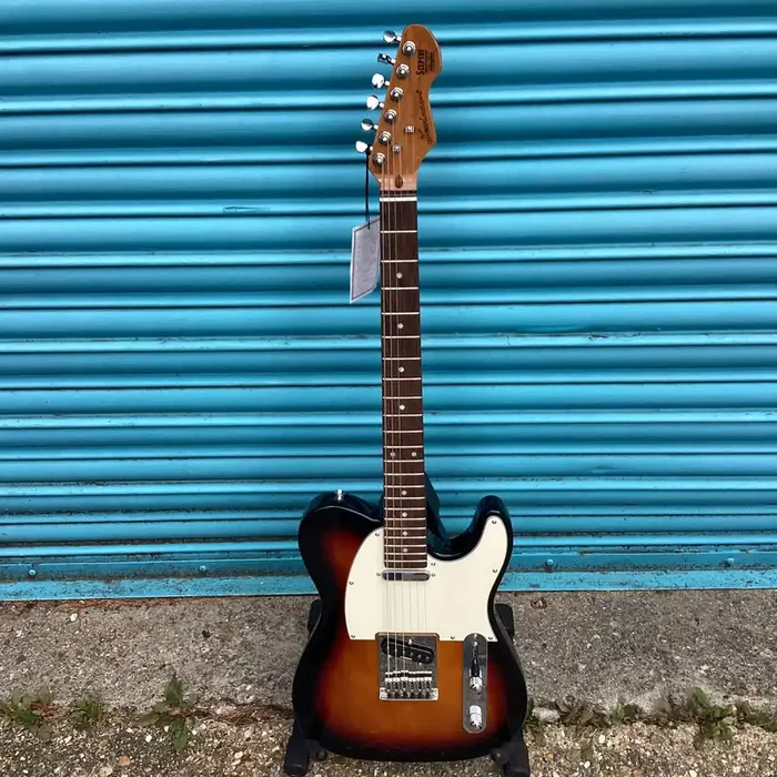Sceptre SA13TS Generation II Arlington Standard Electric Guitar 3 Tone Sunburst