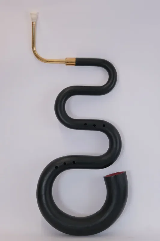 Serpent by The Early Music Shop (Special Leather-Bound Edition)