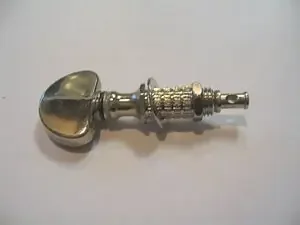 Single metal banjo peg