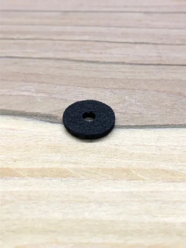 Single Strap Button / End Pin Felt – Black