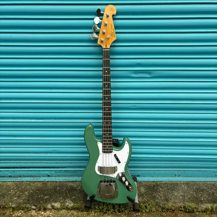 SX Bass guitar JB style – Vintage Green Inc. Gig Bag