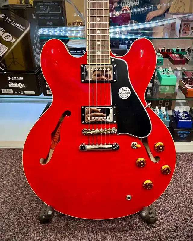 Tokai UES224 – See-Through Red – B-STOCK