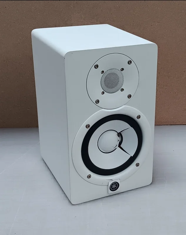 Yamaha HS5W Single Studio Monitor – White (Spares/Repair)